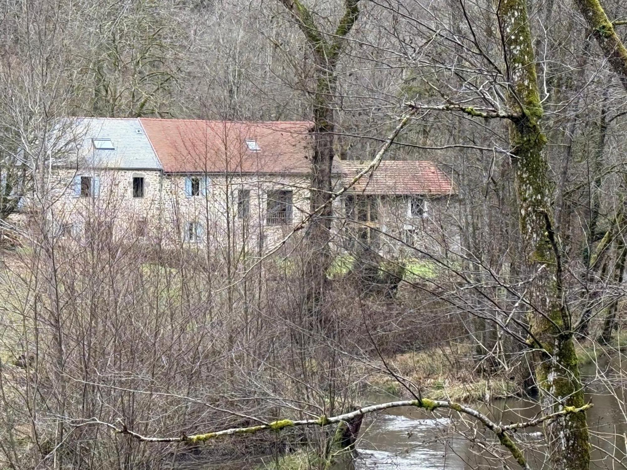 Gite De La Fontaine Saint-Andre-en-Morvan 외부 사진
